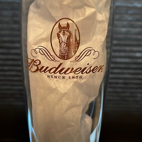 2 vintage Budweiser Pilsner glasses - Picture 4 of 6